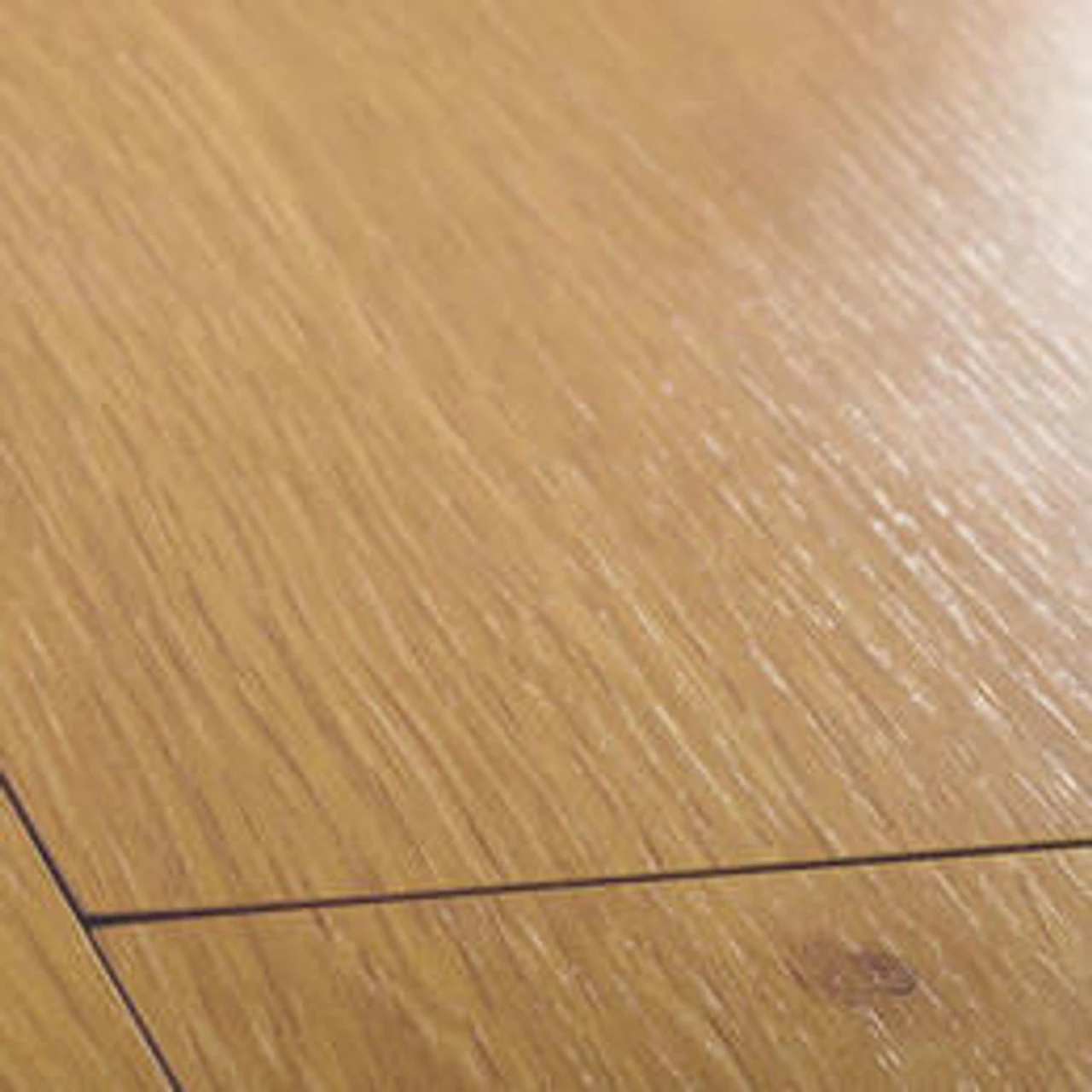 Quick Step Classic Moonlight Oak Natural Laminate Flooring (1.596m2) 4 Quick Step Classic Moonlight Oak Natural Laminate Flooring (1.596m2) - Image 4