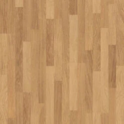 Quick Step Classic Enhanced Natural Varnished Oak 3 Strip Laminate Flooring (1.596m2)