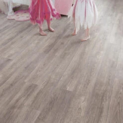 Elka 8mm Laminate V-Groove Pebble Oak 1261 X 192 X 8mm (2.179m2 Pack)