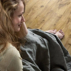 Quick Step Balance Glue Plus Vintage Chestnut Natural Livyn Vinyl Flooring (3.655m2) -Deals Floorboards Store t.tlx zIz5edr.qz55tp0Q.z.zA7nzP. 42297.1687591546